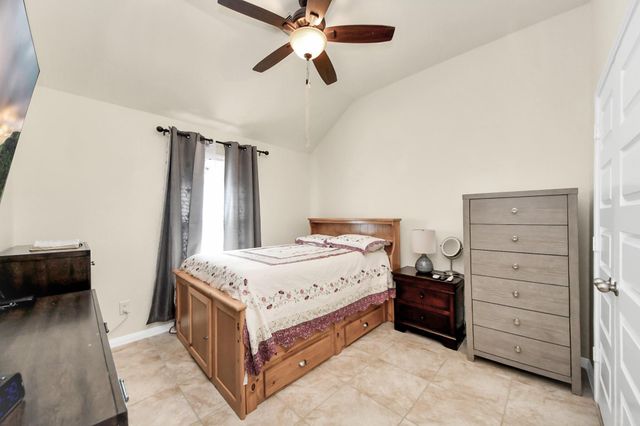 12906 Millstream Bend Lane, Tomball, TX 77377