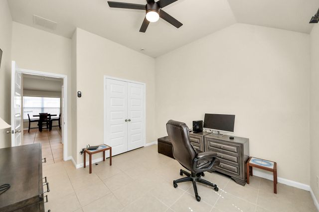 12906 Millstream Bend Lane, Tomball, TX 77377