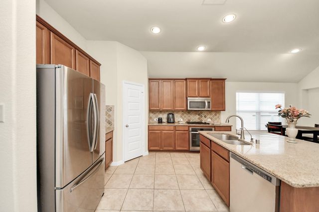 12906 Millstream Bend Lane, Tomball, TX 77377