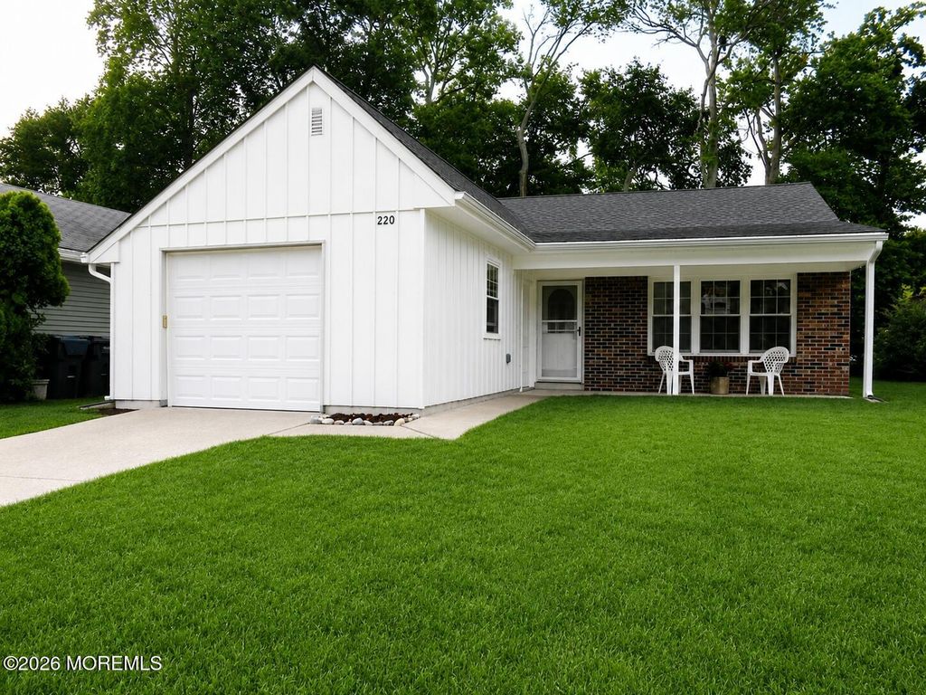 220 Lexington Drive, Little Egg Harbor, NJ 08087