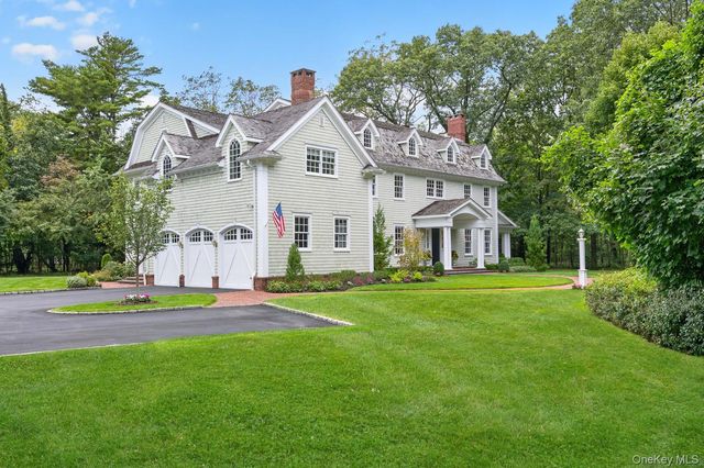 4 Wawapek Road, Cold Spring Harbor, NY 11724