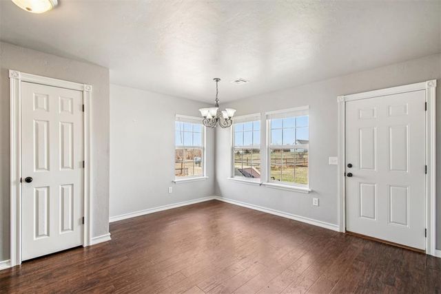 17291 Cottonwood Court, Newalla, OK 74857