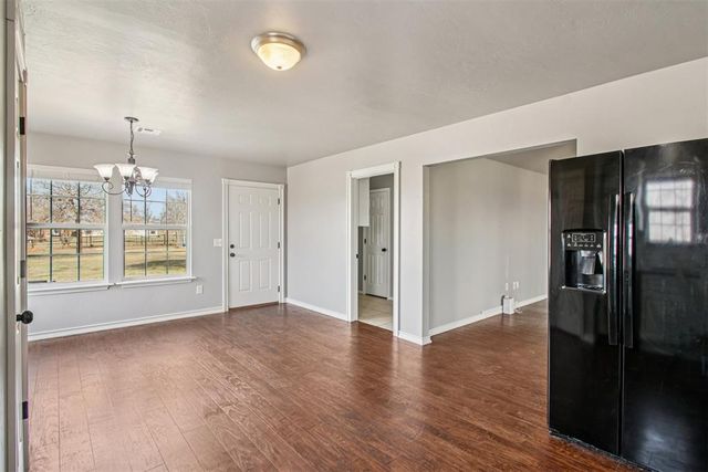 17291 Cottonwood Court, Newalla, OK 74857