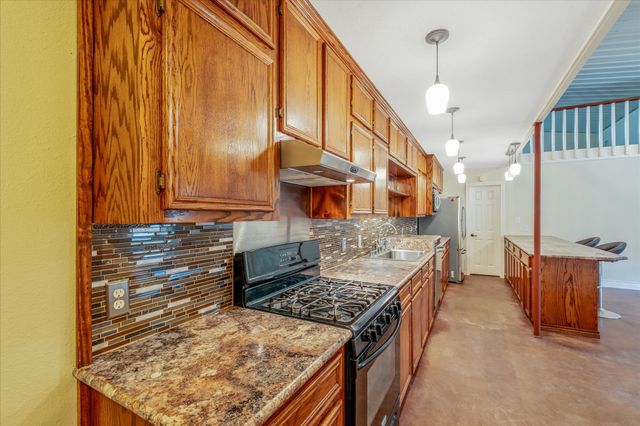 1070 Piney Grove, Rusk, TX 75785