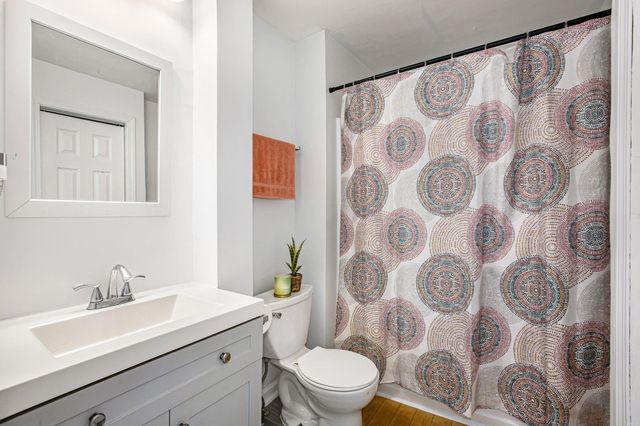 868 10th Street Nw, City Of Grand Rapids, MI 49504