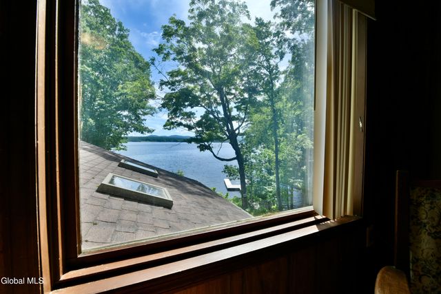205 Houseman Street, Northampton, NY 12117