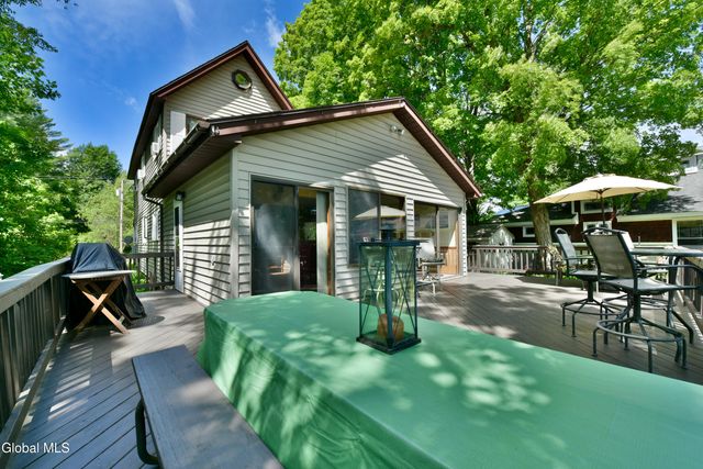 205 Houseman Street, Northampton, NY 12117