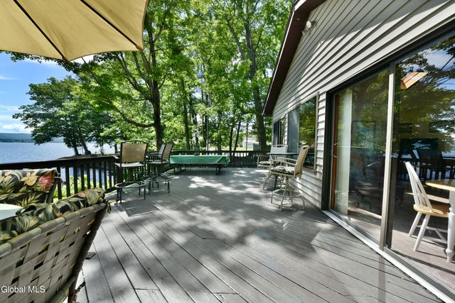 205 Houseman Street, Northampton, NY 12117