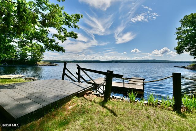205 Houseman Street, Northampton, NY 12117