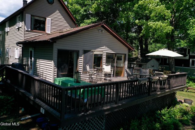 205 Houseman Street, Northampton, NY 12117