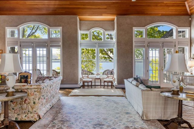 1462 Lake Road, Panton, VT 05482