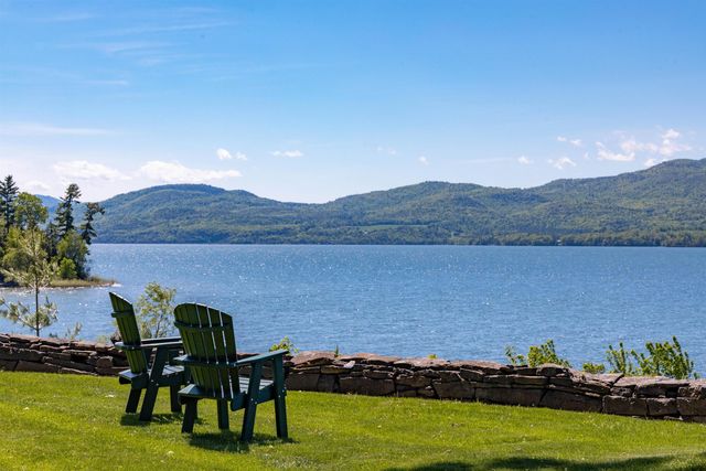 1462 Lake Road, Panton, VT 05482