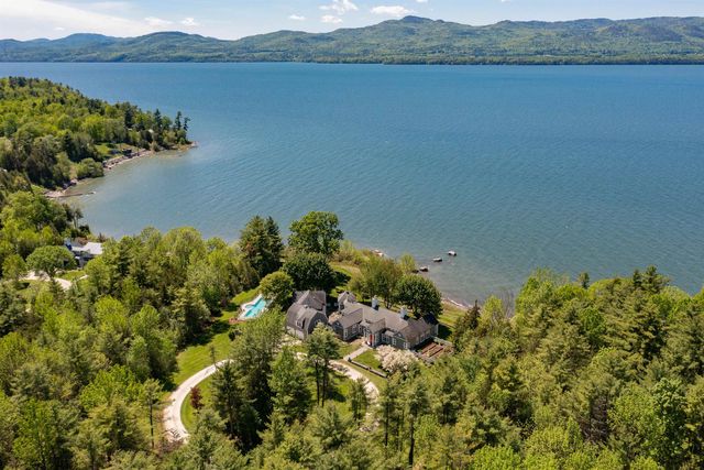 1462 Lake Road, Panton, VT 05482