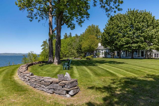 1462 Lake Road, Panton, VT 05482