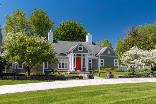 1462 Lake Road, Panton, VT 05482