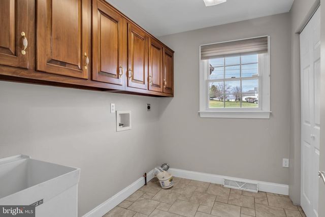 1325 PHEASANT RUN RD, Middletown, PA 17057