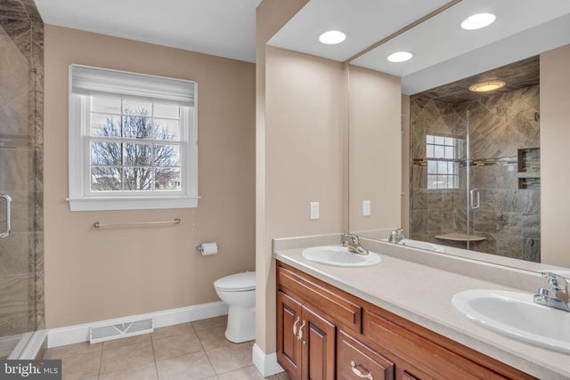 1325 PHEASANT RUN RD, Middletown, PA 17057