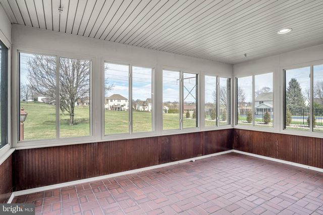 1325 PHEASANT RUN RD, Middletown, PA 17057