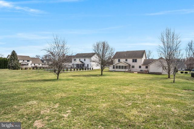 1325 PHEASANT RUN RD, Middletown, PA 17057