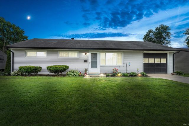 1202 Byron Drive, South Bend, IN 46614