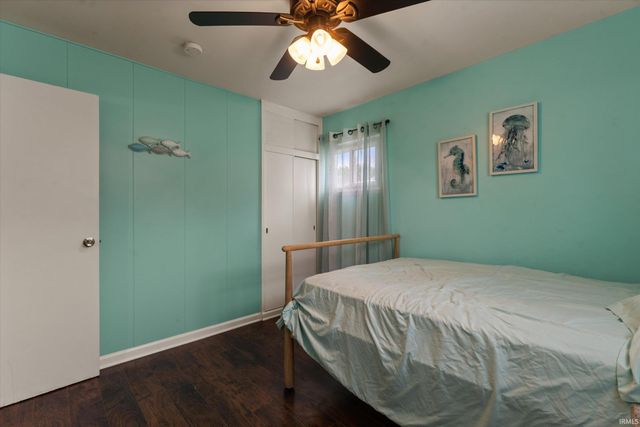 1202 Byron Drive, South Bend, IN 46614
