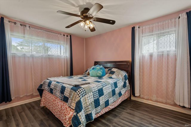 1202 Byron Drive, South Bend, IN 46614