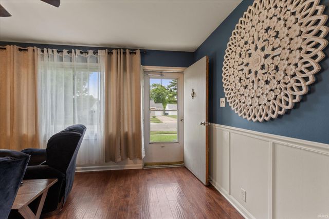 1202 Byron Drive, South Bend, IN 46614