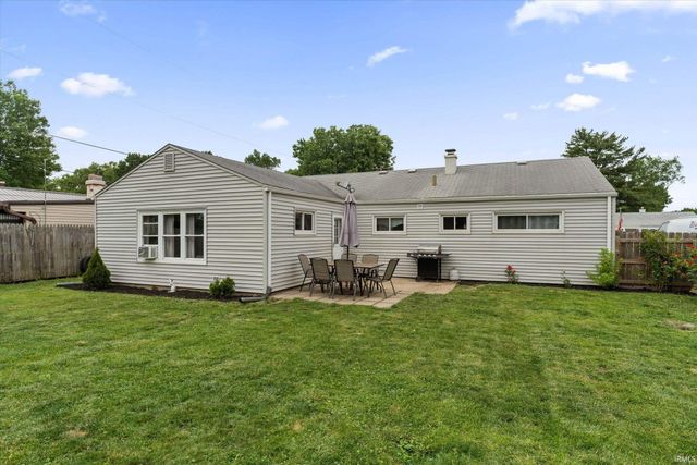 1202 Byron Drive, South Bend, IN 46614