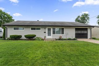 1202 Byron Drive, South Bend, IN 46614