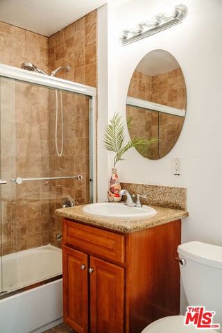 5335 Fountain Avenue, Los Angeles, CA 90029