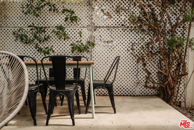 5335 Fountain Avenue, Los Angeles, CA 90029