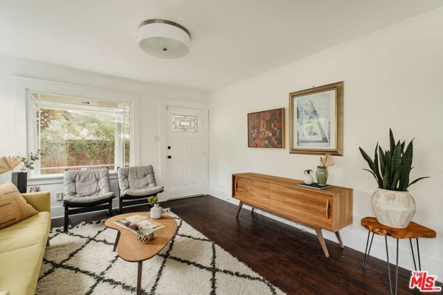 5335 Fountain Avenue, Los Angeles, CA 90029