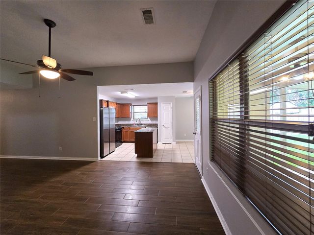 10320 Stone Gate Drive, Conroe, TX 77385