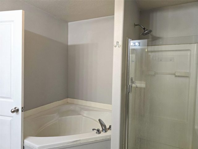 10320 Stone Gate Drive, Conroe, TX 77385