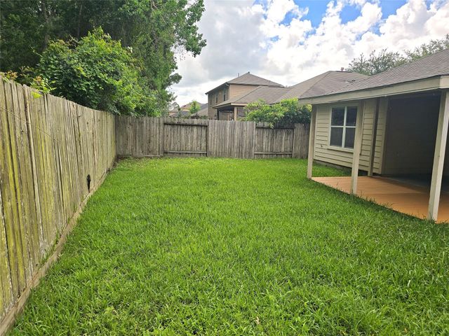 10320 Stone Gate Drive, Conroe, TX 77385