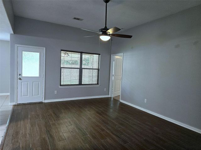10320 Stone Gate Drive, Conroe, TX 77385