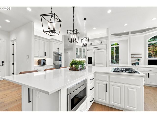 4411 Sw 63RD Ave, Portland, OR 97221