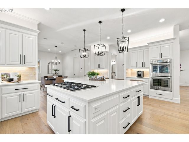 4411 Sw 63RD Ave, Portland, OR 97221