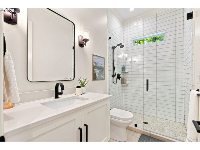4411 Sw 63RD Ave, Portland, OR 97221