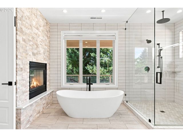 4411 Sw 63RD Ave, Portland, OR 97221