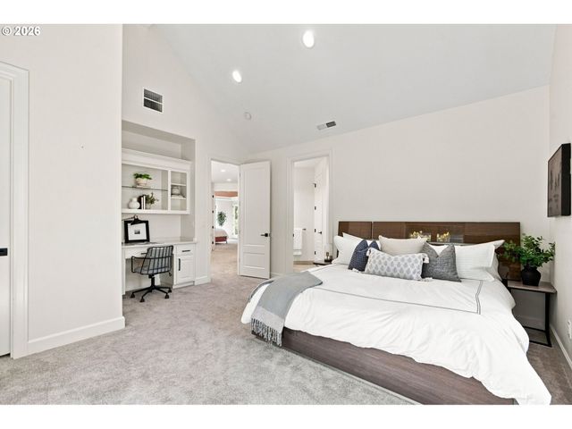 4411 Sw 63RD Ave, Portland, OR 97221