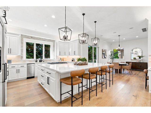 4411 Sw 63RD Ave, Portland, OR 97221