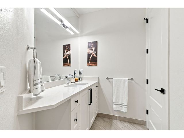 4411 Sw 63RD Ave, Portland, OR 97221
