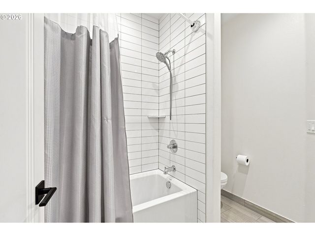 4411 Sw 63RD Ave, Portland, OR 97221