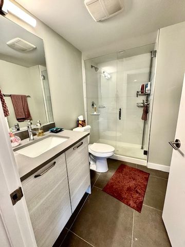 2407 W Eastwood Avenue 202, Chicago, IL 60625