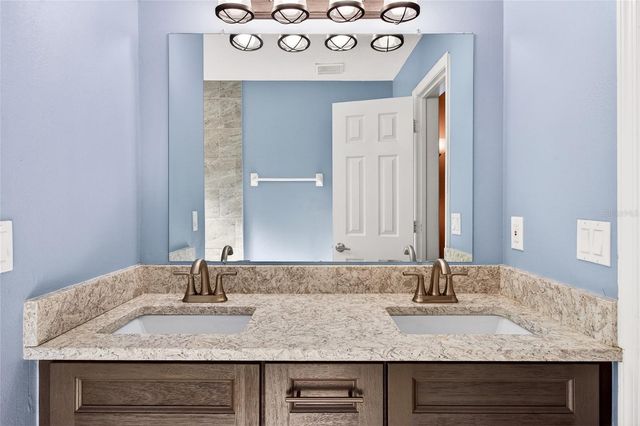 2007 ROYAL BAY BOULEVARD 144, Kissimmee, FL 34746