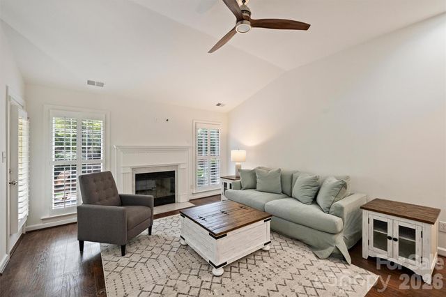 7035 Walton Heath Lane, Charlotte, NC 28277
