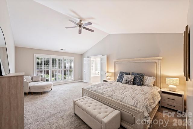 7035 Walton Heath Lane, Charlotte, NC 28277