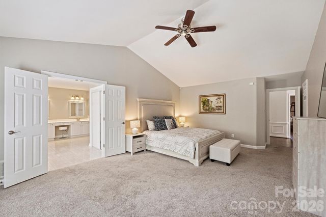 7035 Walton Heath Lane, Charlotte, NC 28277