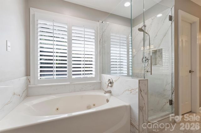 7035 Walton Heath Lane, Charlotte, NC 28277